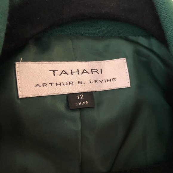 Tahari Christmas Green Blazer Perfect Condition - Picture 6 of 6
